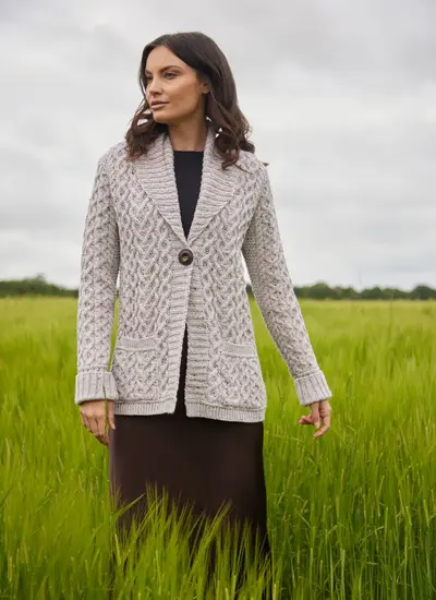 Merino Wool One Button Aran Cable Cardigan in Oatmeal 
